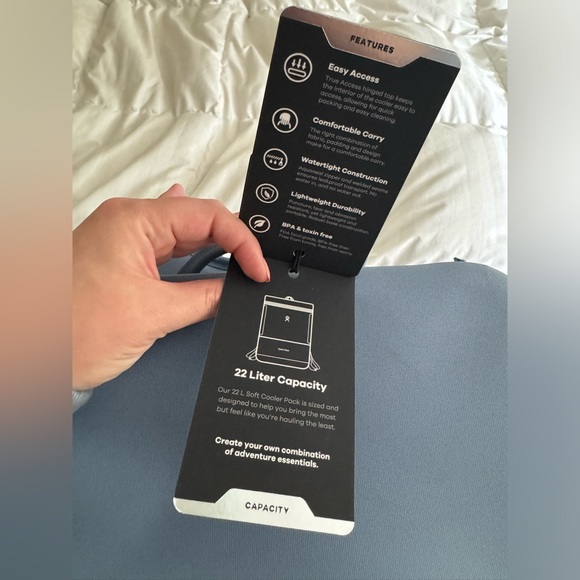 🔥 SOLD on FB 🔥 Hydro flask unbound series 22 L soft cooler backpack NWT - Picture 7 of 10